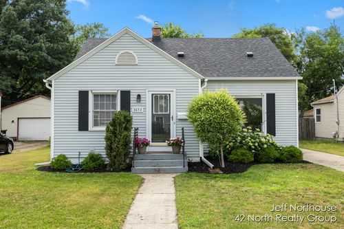 3653 Francis Ave, Wyoming, MI, 49548-3255 | Card Image