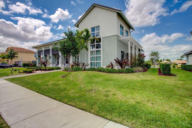 92 Palmetto Ln, House other with 4 bedrooms, 3 bathrooms and null parking in Royal Palm Beach FL | Image 68
