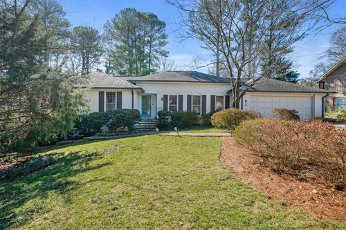 450 Knoll Woods Drive, Roswell, GA, 30075 | Card Image