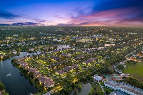 202-3020 Alcazar Pl, Palm Beach Gardens, FL, 33410-2877 | Card Image