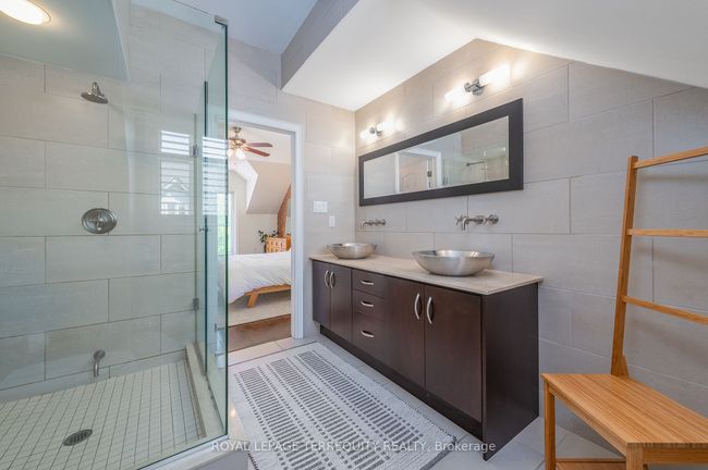 8 - 245 Van Dusen Blvd, House attached with 3 bedrooms, 3 bathrooms and null parking in Etobicoke ON | Image 23
