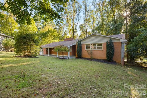 32 Oak Forest Drive, Asheville, NC, 28803 | Card Image