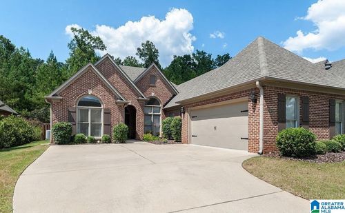 1555 Creekside Dr, Hoover, AL, 35244-3957 | Card Image