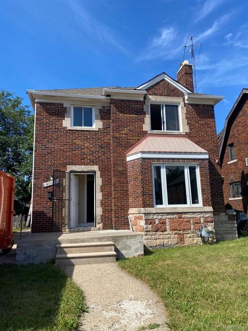 8063 Yolanda St, Detroit, MI, 48234-3317 | Card Image
