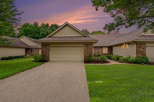 6971 Pinehurst Ln, Rockford, MI, 49341-9686 | Card Image