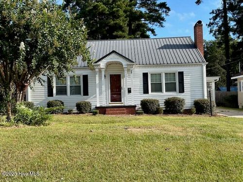 119 E Wyche St, Whiteville, NC, 28472-3429 | Card Image