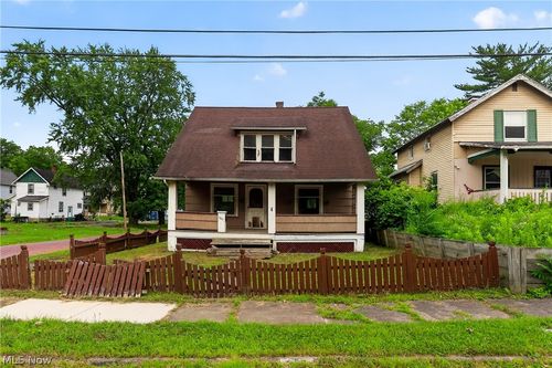 583 Hillsdale Drive Nw, Warren, OH, 44485 | Card Image