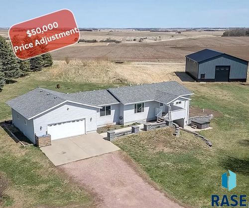 25280 480th Ave, Garretson, SD, 57030-6064 | Card Image