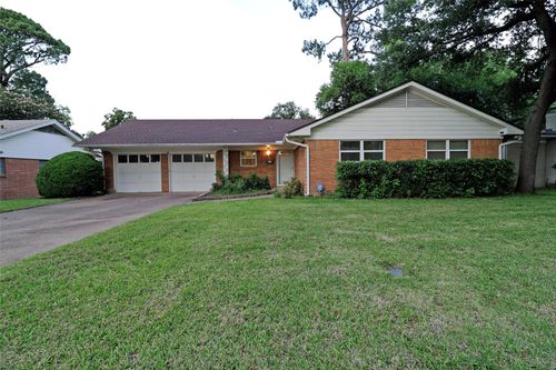 1009 Forrest Dr, Arlington, TX, 76012-3105 | Card Image