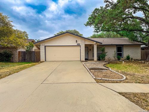 8822 Pertshire St, San Antonio, TX, 78254-2035 | Card Image