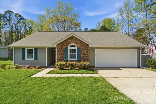 2909 Oakcroft Dr, Matthews, NC, 28105-1150 | Card Image