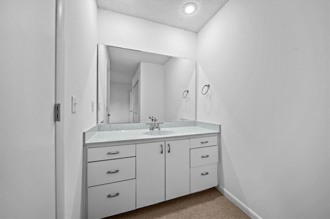 704 Loran Pointe Cir, Townhouse with 3 bedrooms, 4 bathrooms and null parking in Seneca SC | Image 20