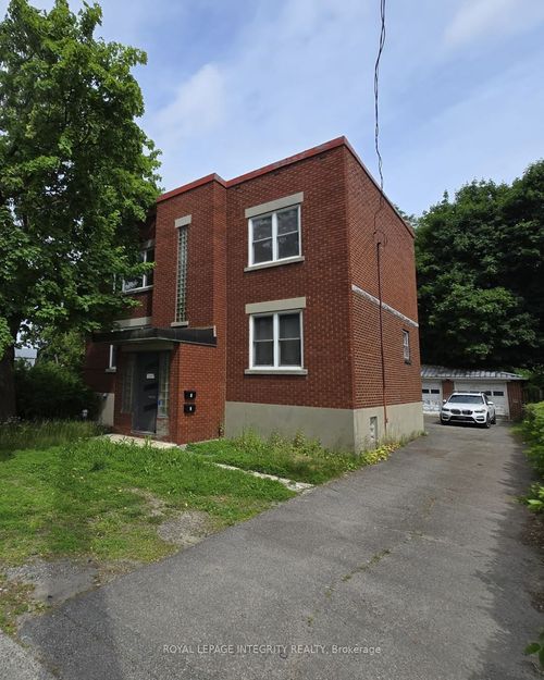 455 Mcarthur Ave, Ottawa, ON, K1K1G3 | Card Image
