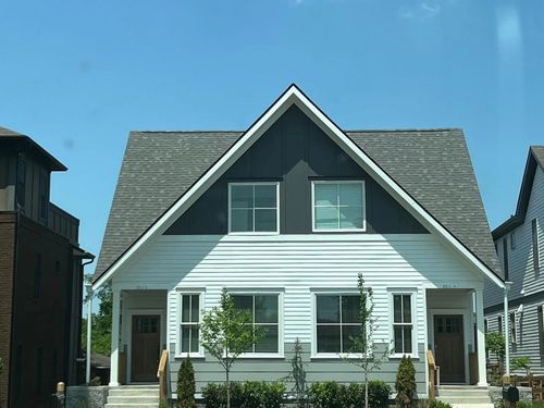 924A Caruthers Ave, Nashville, TN, 37204-2409 | Card Image