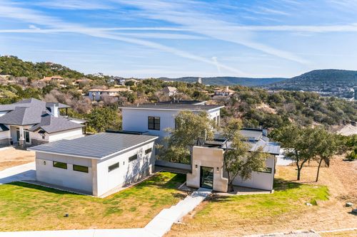 17709A Hunters Holw, Jonestown, TX, 78645-2118 | Card Image