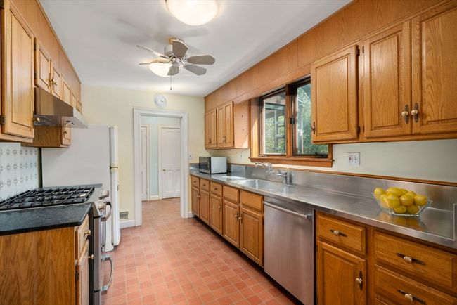 116 Glen Rd, House other with 4 bedrooms, 6 bathrooms and 6 parking in Wellesley MA | Image 6