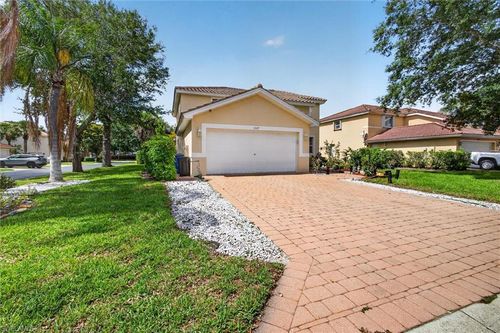 9377 Scarlette Oak Ave, FORT MYERS, FL, 33967-5148 | Card Image