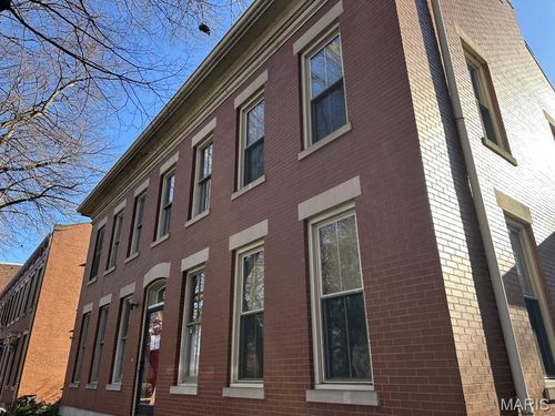 912 Rutger St, Saint Louis, MO, 63104-3517 | Card Image