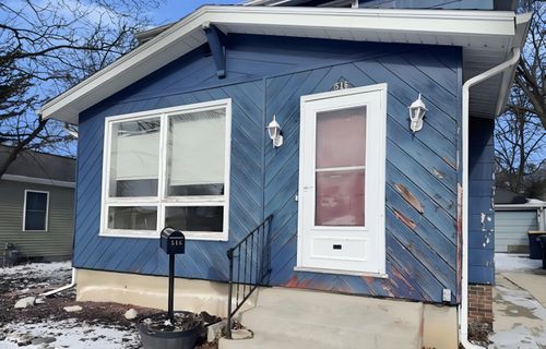 516 Mccolm St, Plymouth, WI, 53073-2352 | Card Image