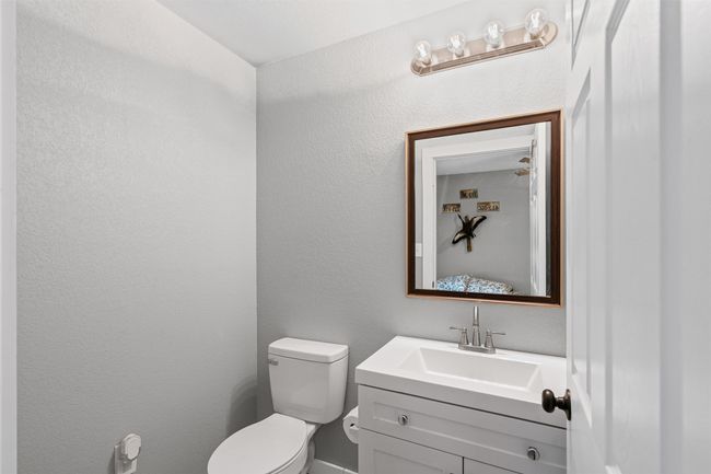 873 Hcr 1106, House other with 4 bedrooms, 3 bathrooms and null parking in Blum TX | Image 22