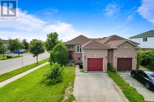 87 Rundle Cres, Barrie, ON, L4N8E6 | Card Image