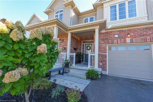 4316 Shuttleworth Dr, Niagara Falls, ON, L2G0X5 | Card Image