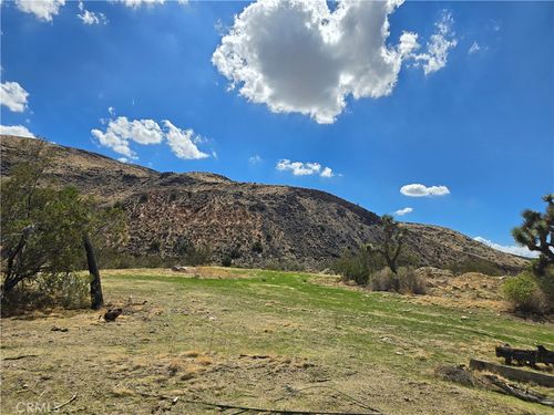 0 Pipes Canyon Rd, Pioneertown, CA, 92268 | Card Image