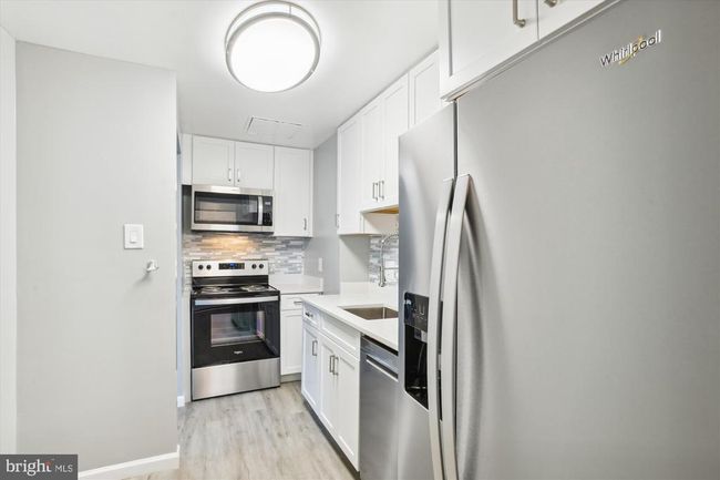APT-806 - 28 Allegheny Ave, Condo with 2 bedrooms, 1 bathrooms and null parking in TOWSON MD | Image 6