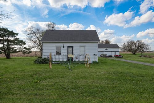 6184 Hanley Rd, Jamestown, OH, 45335-8572 | Card Image