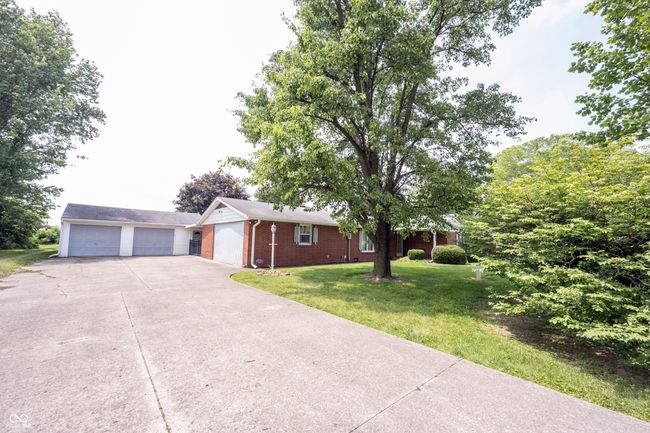 9461 N County Road 800 W, House other with 3 bedrooms, 2 bathrooms and null parking in Middletown IN | Image 5