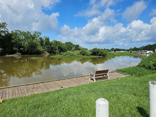11670 Vistawood St, Willis, TX, 77318-7672 | Card Image