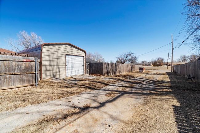 572 Sunset Drive, House other with 3 bedrooms, 2 bathrooms and null parking in Watonga OK | Image 21