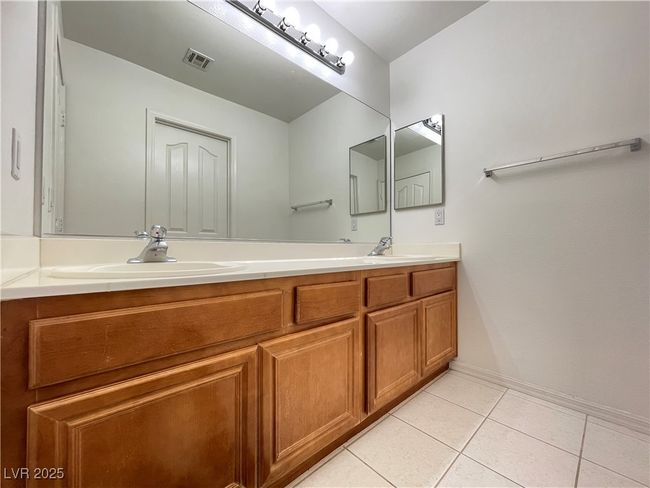 1581 Boundary Peak Way, House other with 5 bedrooms, 3 bathrooms and null parking in Las Vegas NV | Image 28