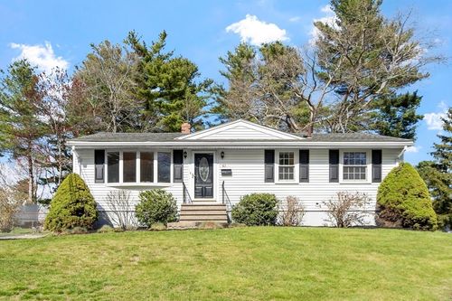 43 Perley Ave, Peabody, MA, 01960-3458 | Card Image