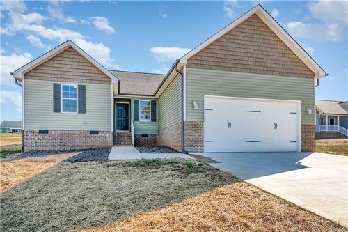 143 Knight Farm Rd, Stokesdale, NC, 27357-8093 | Card Image