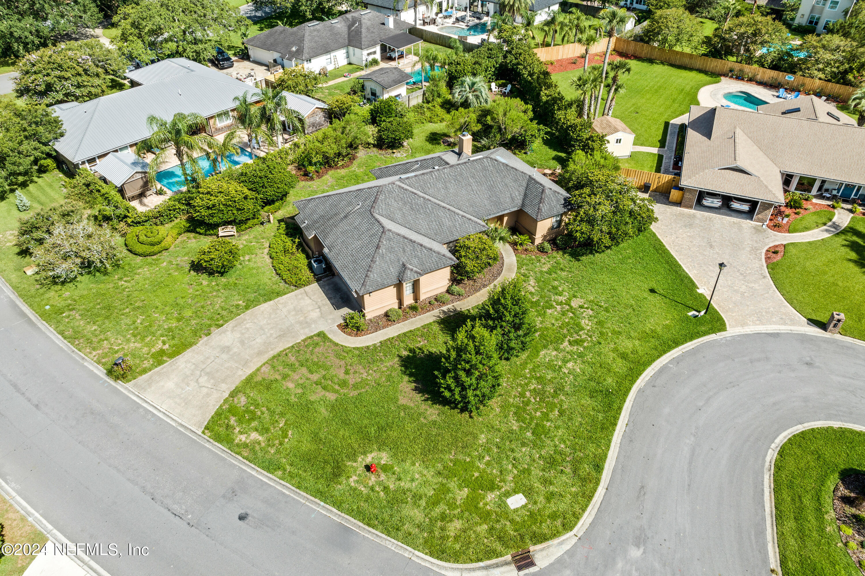 Mccollum Cir, Neptune Beach, FL 32266