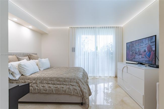 APT-508 - 17555 Atlantic Blvd, Condo with 3 bedrooms, 2 bathrooms and null parking in Sunny Isles Beach FL | Image 19
