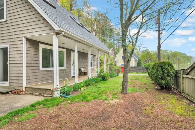 587 Essex Ave, House other with 3 bedrooms, 2 bathrooms and 4 parking in Gloucester MA | Image 28