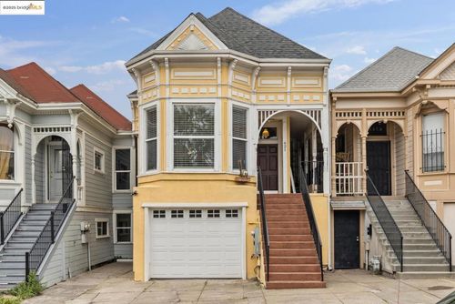 621 Fallon St, Oakland, CA, 94607-4713 | Card Image