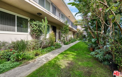 3-1517 Harvard St, Santa Monica, CA, 90403 | Card Image