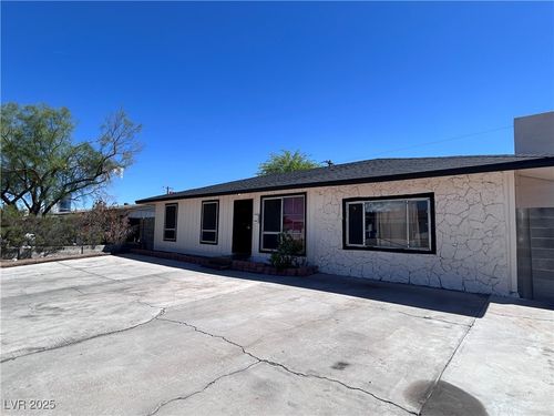 2909 Merritt Ave, Las Vegas, NV, 89102-6081 | Card Image