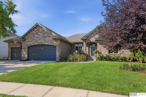 15339 Gilder Avenue, Bennington, NE, 68007 | Card Image