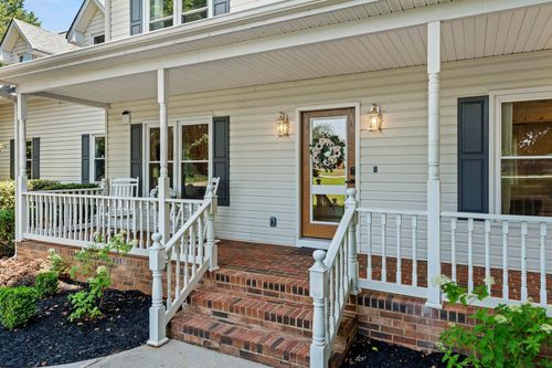 242 Mountain Range Rd, Boiling Springs, SC, 29316-6852 | Card Image
