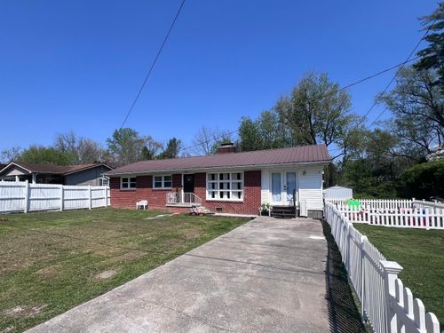 1200 W Chester Ave, Middlesboro, KY, 40965-2378 | Card Image