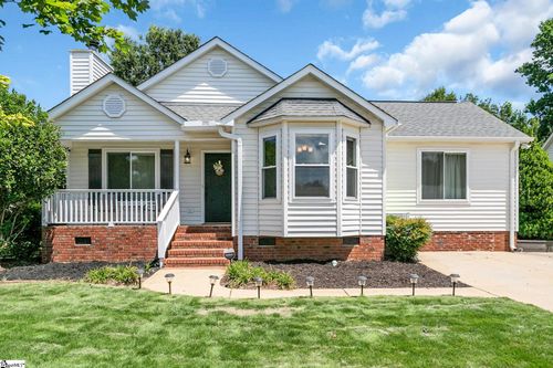 413 Fairdale Dr, Simpsonville, SC, 29681-4450 | Card Image