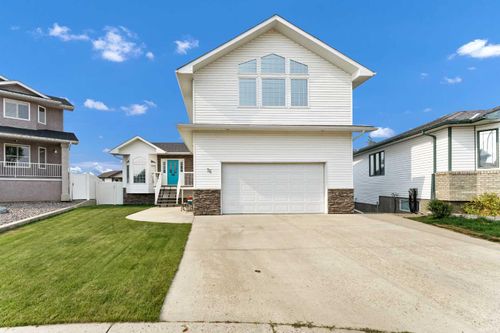 76 Henderson Crt Ne, Medicine Hat, AB, T1C1Y9 | Card Image
