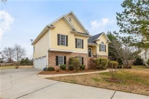 17 Silversmith Trl Nw, Cartersville, GA, 30120-7761 | Card Image