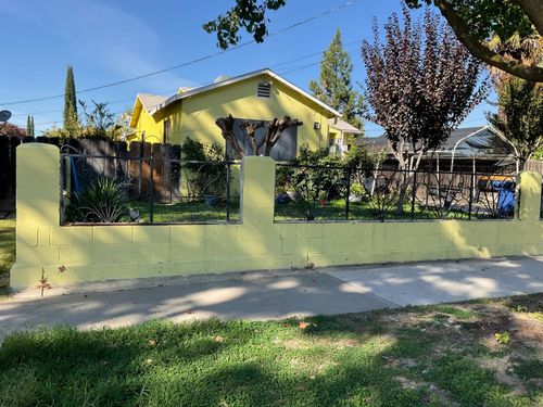 915 R St, Merced, CA, 95341-5843 | Card Image