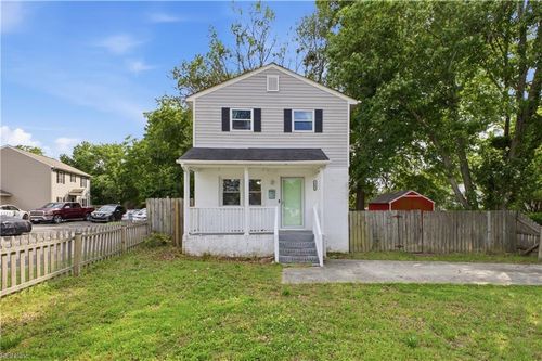 1902 Bay Ave, Hampton, VA, 23661-2806 | Card Image