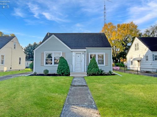 219 Huffman St, Bellevue, OH, 44811-1019 | Card Image